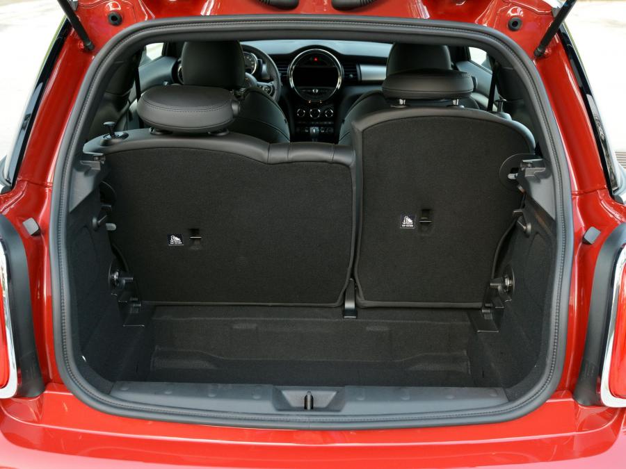  Mini Cooper 2014 года  (US) (фото 24 из 30)